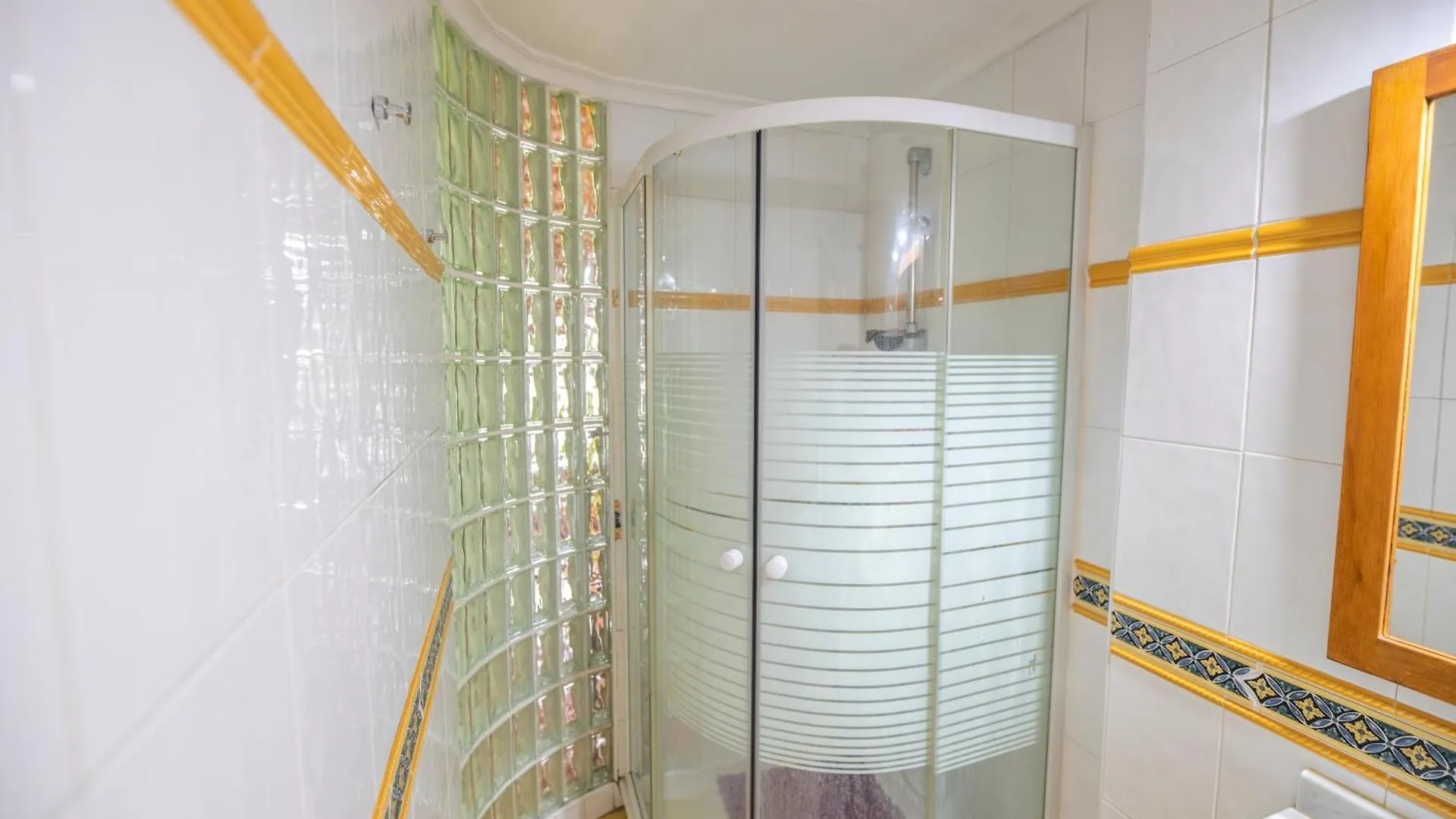 شقة Apartamentos Cerca De La Playa ليينكريس